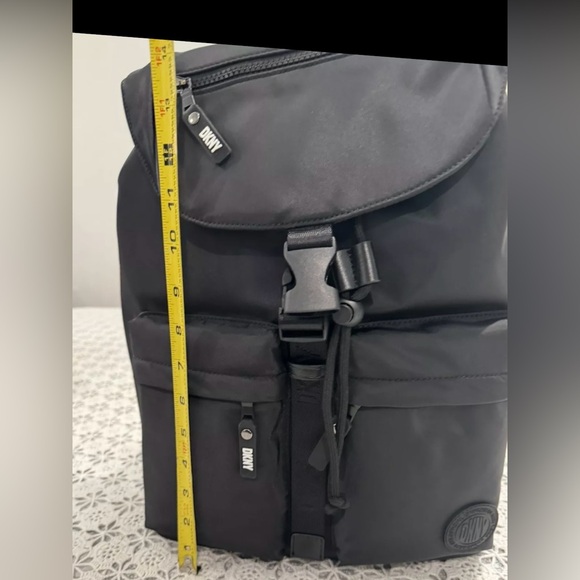 NWT Backpack Dkny Black in Synthetic Back pack